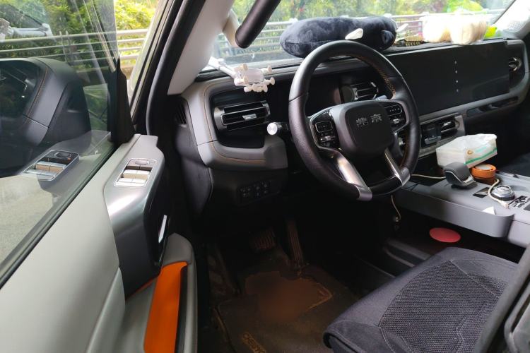 Used BAIC Off-Road BJ40 2024 2.0T All-New Urban Hunter Edition Chivalrous Style Driver Seat