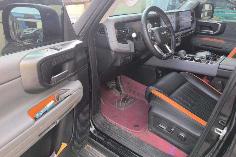 Used BAIC Off-Road BJ40 2024 2.0T All-New Urban Hunter Edition Ultimate Version Driver Seat
