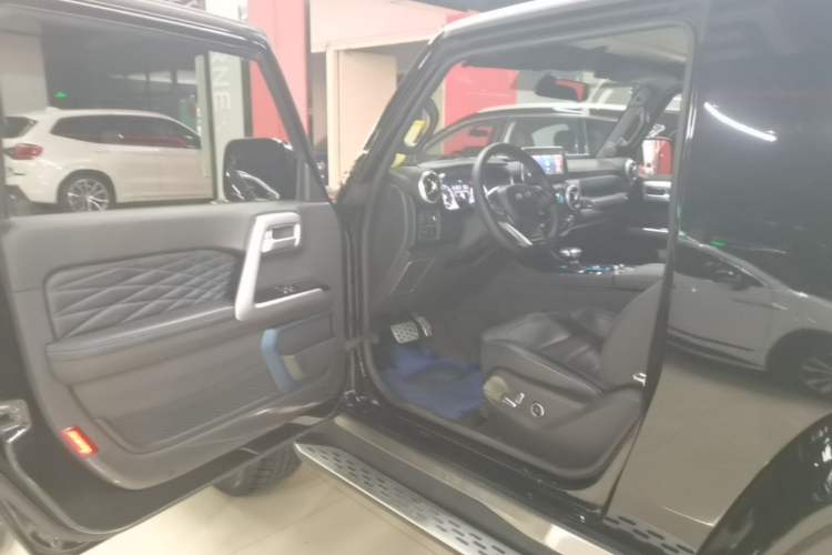 Used BAIC Off-Road BJ40 2024 2.0T Tribute to the 2020 Glory Edition Driver Seat