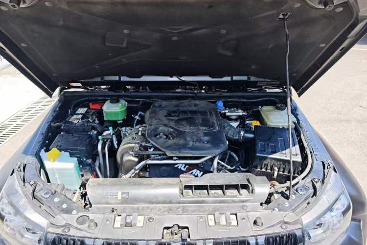 Used BAIC Off-Road BJ40 2024 2.0D Blade Hero Glory Edition Engine Bay