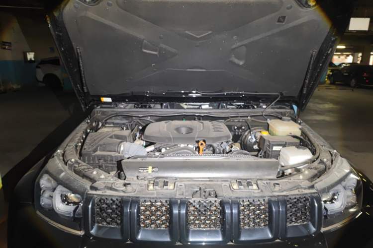 Used BAIC Off-Road BJ40 2024 2.0T Urban Hunter Honor Edition Engine Bay