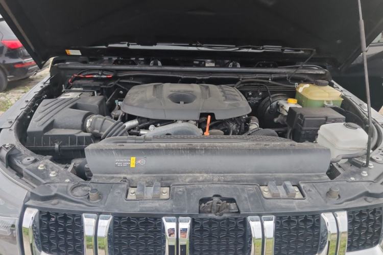 Used BAIC Off-Road BJ40 2024 2.0T Urban Hunter Honor Edition Engine Bay