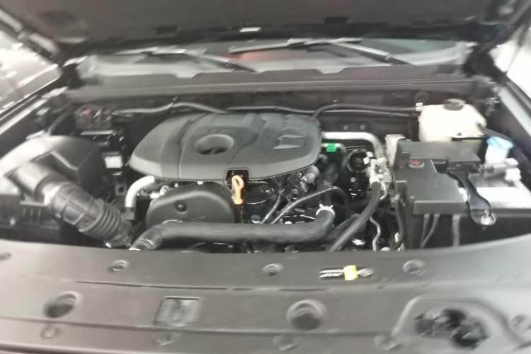 Used BAIC Off-Road BJ40 2024 2.0T All-New Urban Hunter Edition Ultimate Version Engine Bay