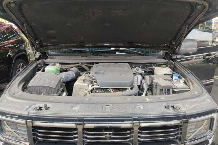 Used BAIC Off-Road BJ40 2024 2.0D All-New Blade Hero Crosser Engine Bay