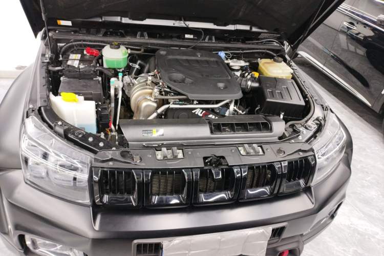 Used BAIC Off-Road BJ40 2024 2.0D Blade Hero Glory Edition Engine Bay