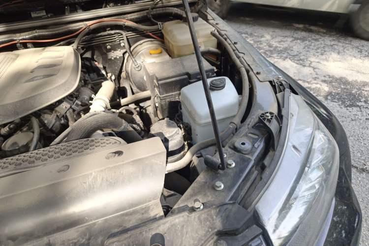 Used BAIC Off-Road BJ40 2024 2.0T Urban Hunter Honor Edition Engine Bay Left