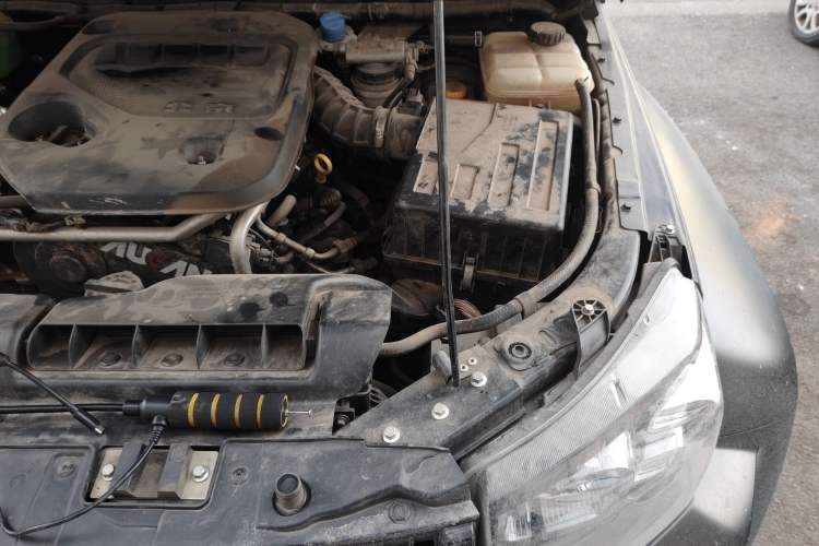 Used BAIC Off-Road BJ40 2024 2.0D Blade Hero Glory Edition Engine Bay Left