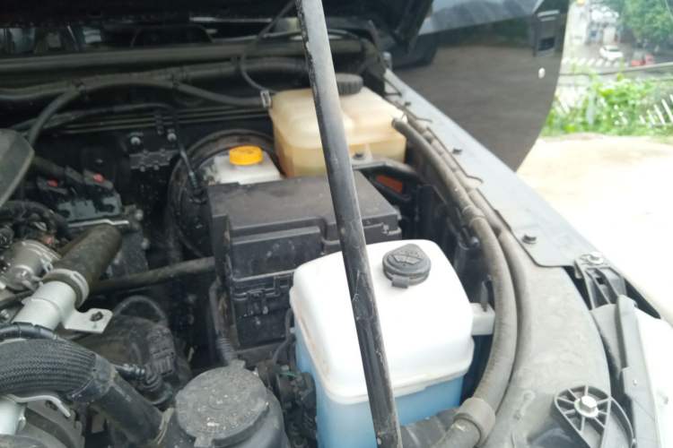 Used BAIC Off-Road BJ40 2024 2.0T Urban Hunter Honor Edition Engine Bay Left