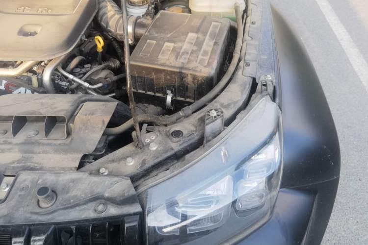 Used BAIC Off-Road BJ40 2024 2.0D Blade Hero Glory Edition Engine Bay Left