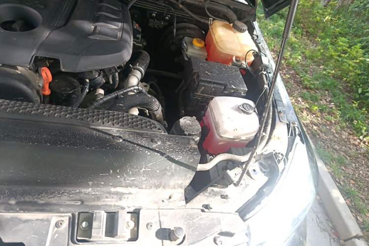 Used BAIC Off-Road BJ40 2024 2.0T Urban Hunter Honor Edition Engine Bay Left