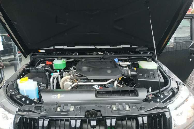 Used BAIC Off-Road BJ40 2024 2.0D Blade Hero Glory Edition Engine Bay