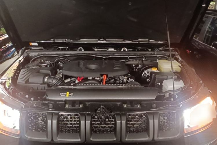 Used BAIC Off-Road BJ40 2024 2.0T Urban Hunter Honor Edition Engine Bay