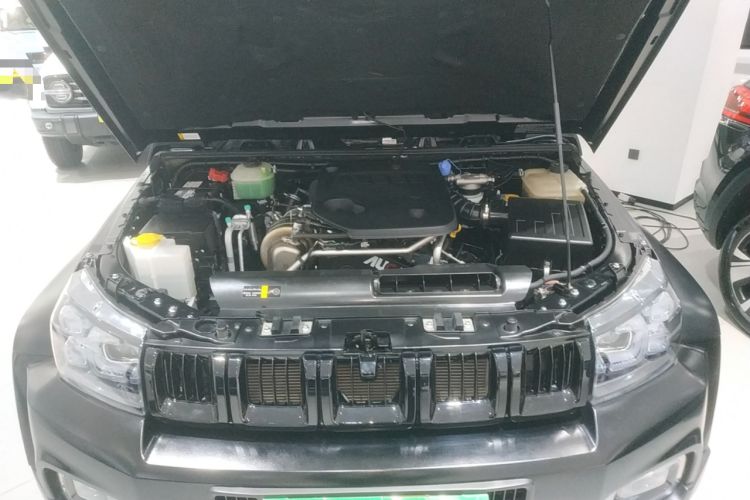 Used BAIC Off-Road BJ40 2024 2.0D Blade Hero Glory Edition Engine Bay