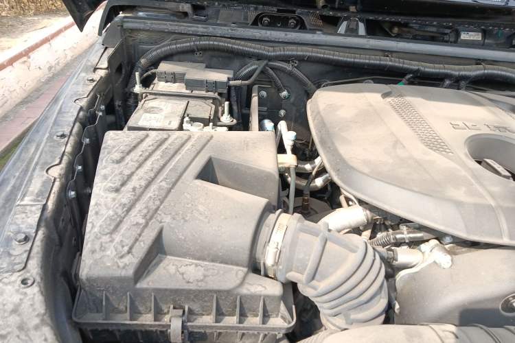 Used BAIC Off-Road BJ40 2024 2.0T Urban Hunter Honor Edition Engine Bay Right