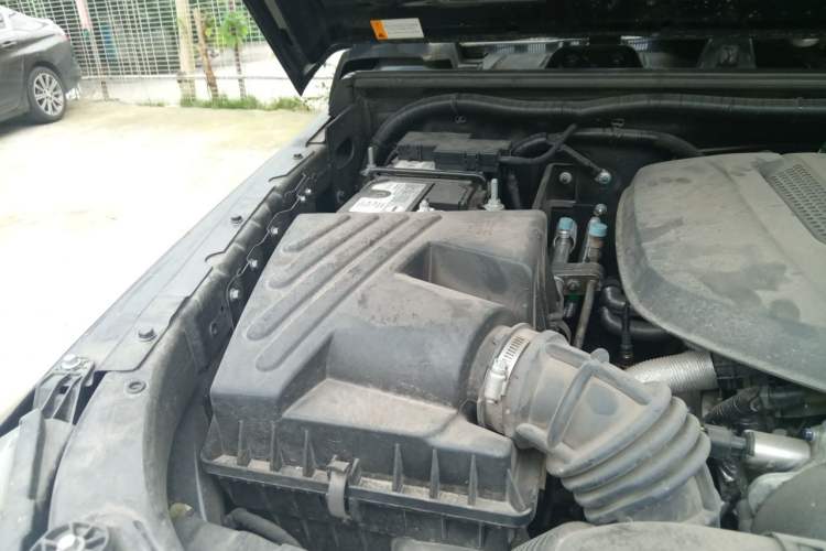 Used BAIC Off-Road BJ40 2024 2.0T Urban Hunter Honor Edition Engine Bay Right