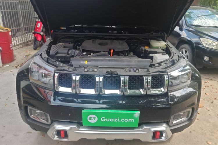 Used BAIC Off-Road BJ40 2024 2.0T Urban Hunter Honor Edition Engine Bay