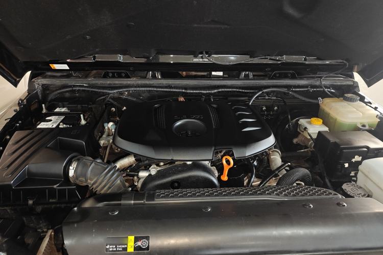 Used BAIC Off-Road BJ40 2024 2.0T Urban Hunter Honor Edition Engine Bay