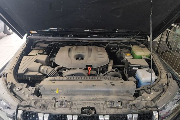 Used BAIC Off-Road BJ40 2024 2.0T Urban Hunter Honor Edition Engine Bay