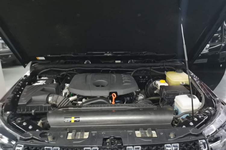 Used BAIC Off-Road BJ40 2024 2.0T Urban Hunter Honor Edition Engine Bay
