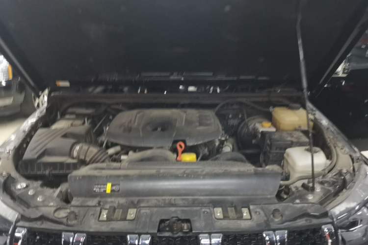 Used BAIC Off-Road BJ40 2024 2.0T Tribute to the 2020 Glory Edition Engine Bay