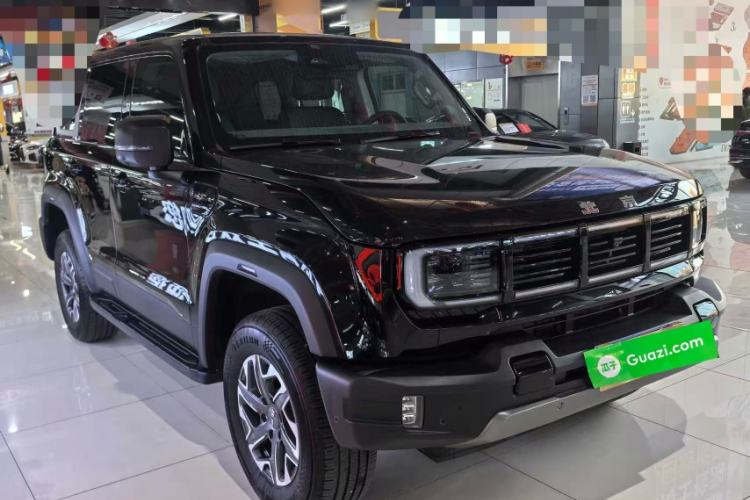 Used BAIC Off-Road BJ40 2024 2.0T All-New Urban Hunter Edition Chivalrous Style Exterior 2