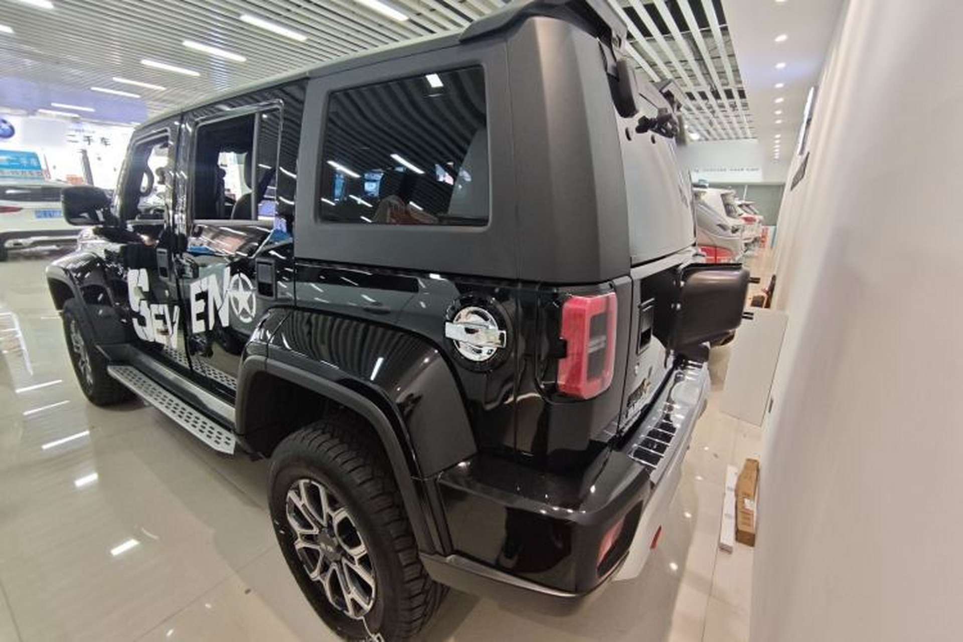 Used BAIC Off-Road BJ40 2024 2.0T Urban Hunter Honor Edition Exterior 3