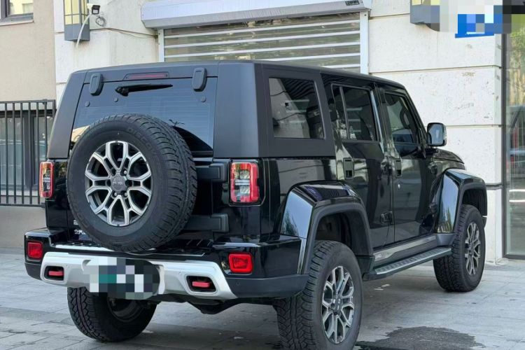 Used BAIC Off-Road BJ40 2024 2.0T Urban Hunter Honor Edition Exterior 4