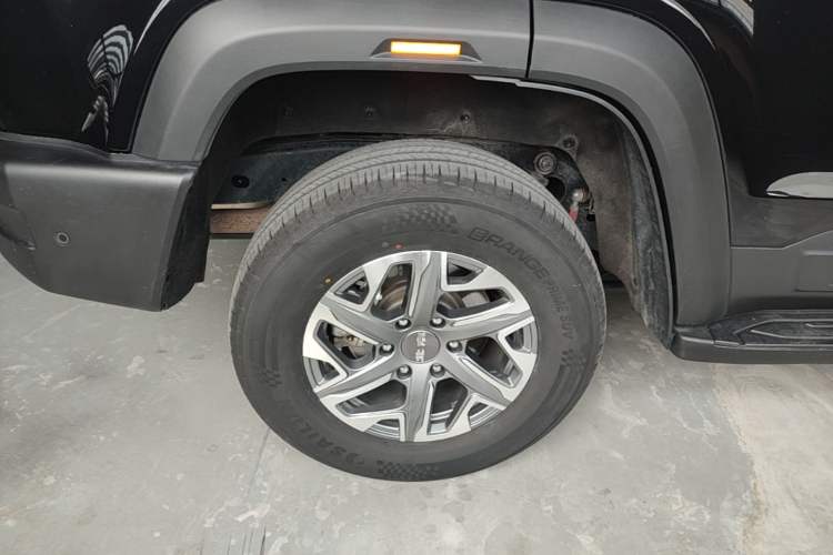 Used BAIC Off-Road BJ40 2024 2.0T All-New Urban Hunter Edition Chivalrous Style Exterior 5