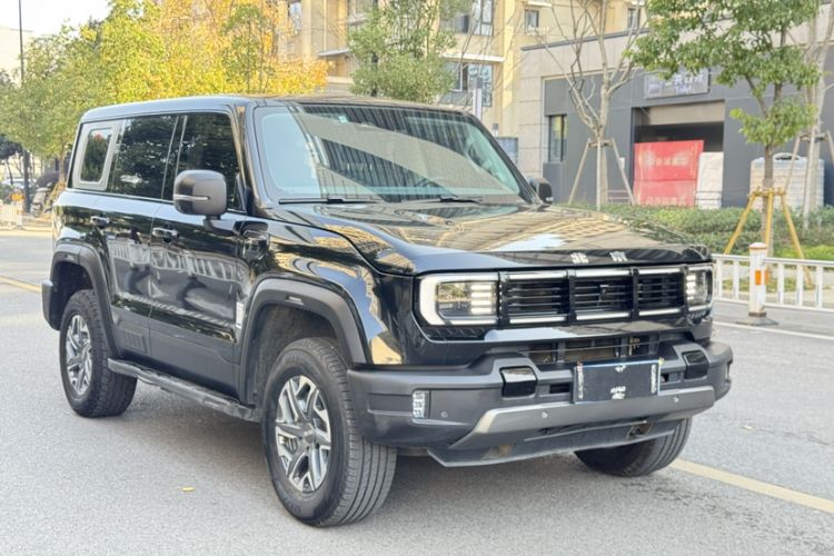Used BAIC Off-Road BJ40 2024 2.0T All-New Urban Hunter Edition Chivalrous Style Exterior 5