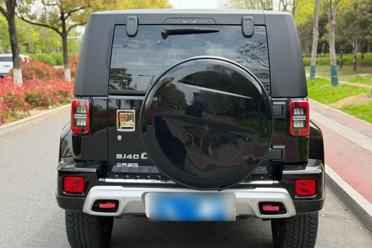 Used BAIC Off-Road BJ40 2024 2.0T Urban Hunter Honor Edition Exterior 5