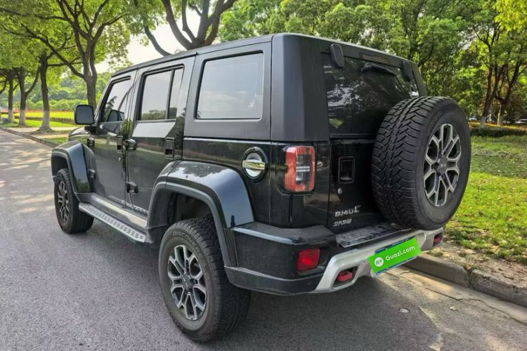 Used BAIC Off-Road BJ40 2024 2.0T Urban Hunter Honor Edition Exterior 9