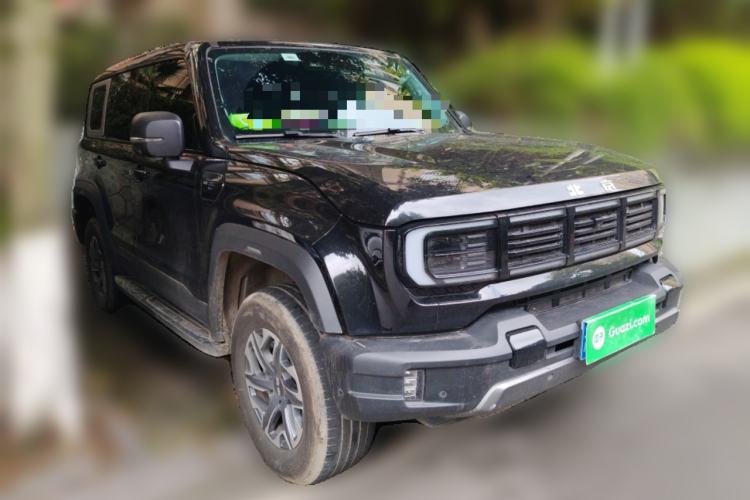 Used BAIC Off-Road BJ40 2024 2.0T All-New Urban Hunter Edition Chivalrous Style Front Right 45 Deg