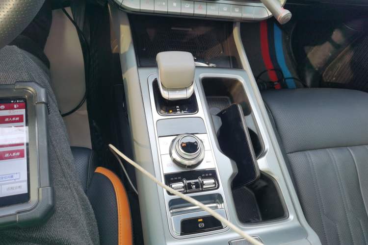 Used BAIC Off-Road BJ40 2024 2.0T All-New Urban Hunter Edition Ultimate Version Gear Lever