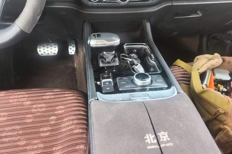 Used BAIC Off-Road BJ40 2024 2.0D Blade Hero Glory Edition Gear Lever