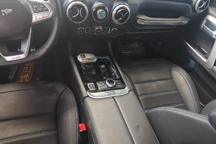 Used BAIC Off-Road BJ40 2024 2.0T Urban Hunter Honor Edition Gear Lever