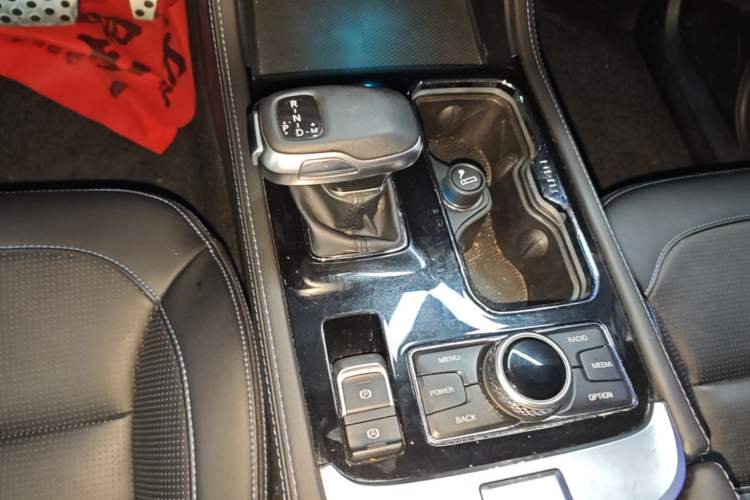 Used BAIC Off-Road BJ40 2024 2.0D Blade Hero Glory Edition Gear Lever