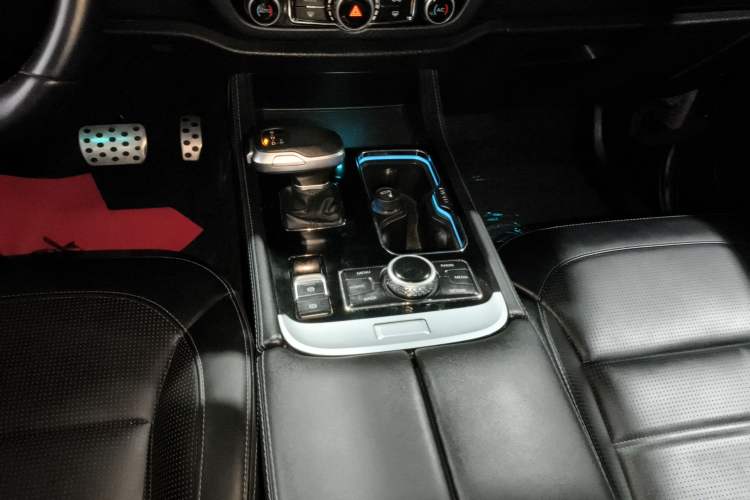 Used BAIC Off-Road BJ40 2024 2.0D Blade Hero Glory Edition Gear Lever