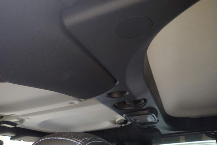 Used BAIC Off-Road BJ40 2024 2.0D Blade Hero Glory Edition Headliner