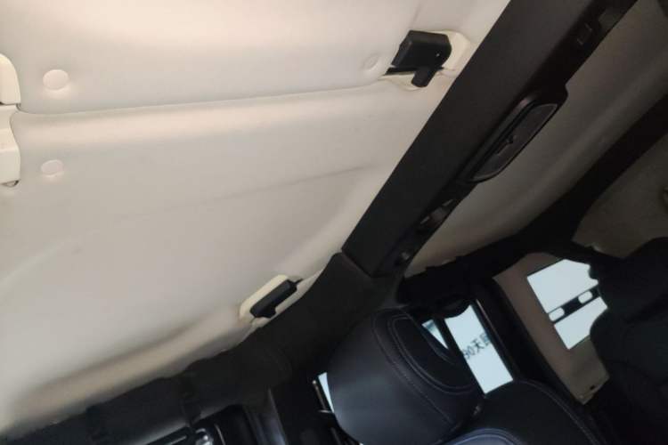 Used BAIC Off-Road BJ40 2024 2.0D Blade Hero Glory Edition Headliner