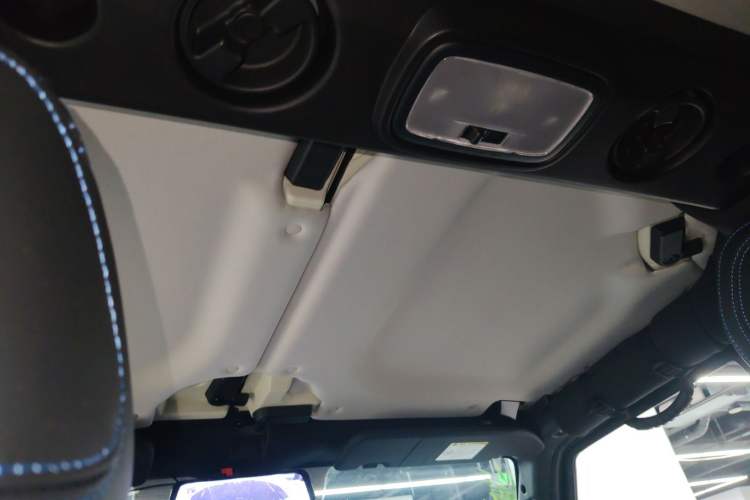 Used BAIC Off-Road BJ40 2024 2.0T Urban Hunter Honor Edition Headliner