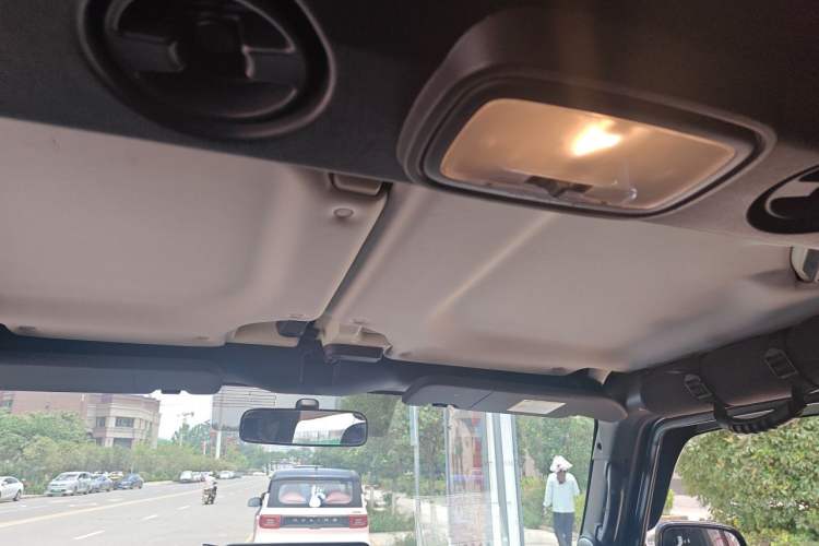 Used BAIC Off-Road BJ40 2024 2.0D Blade Hero Glory Edition Headliner