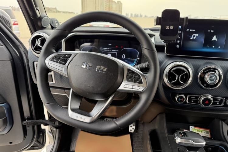 Used BAIC Off-Road BJ40 2024 2.0D Blade Hero Glory Edition Interior 2