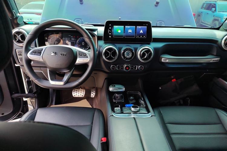 Used BAIC Off-Road BJ40 2024 2.0D Blade Hero Glory Edition Interior 2