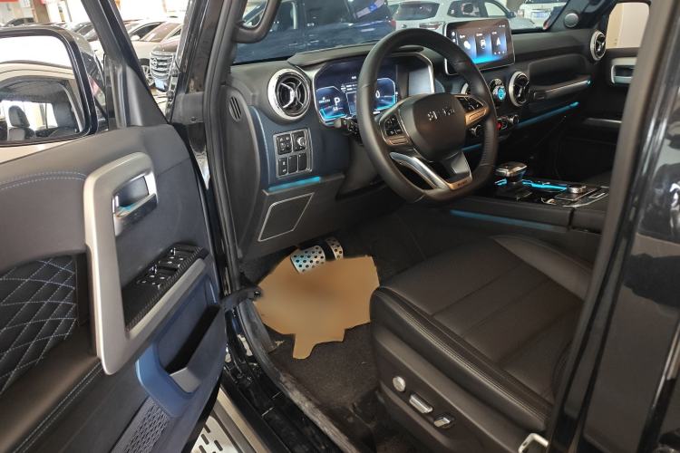Used BAIC Off-Road BJ40 2024 2.0T Urban Hunter Honor Edition Interior 2