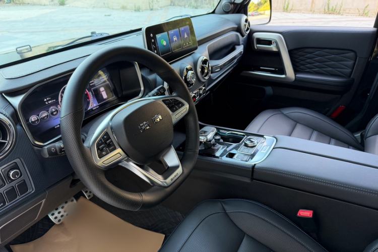 Used BAIC Off-Road BJ40 2024 2.0T Urban Hunter Honor Edition Interior 2