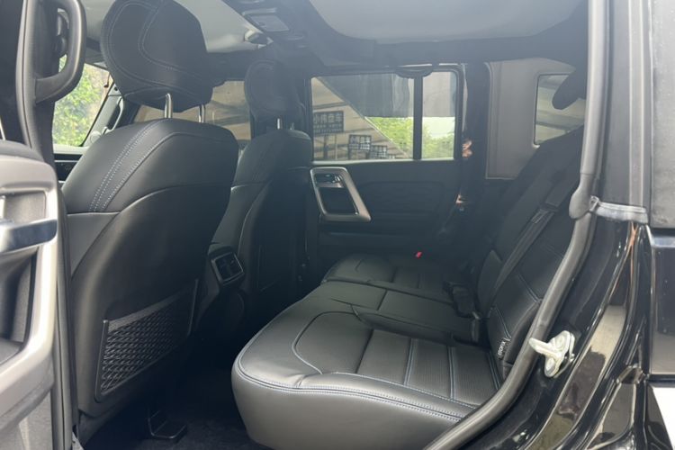 Used BAIC Off-Road BJ40 2024 2.0T Urban Hunter Honor Edition Interior 3