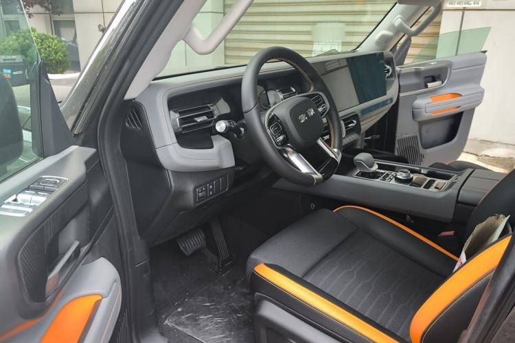 Used BAIC Off-Road BJ40 2024 2.0T All-New Blade Hero Edition Climber Interior 3
