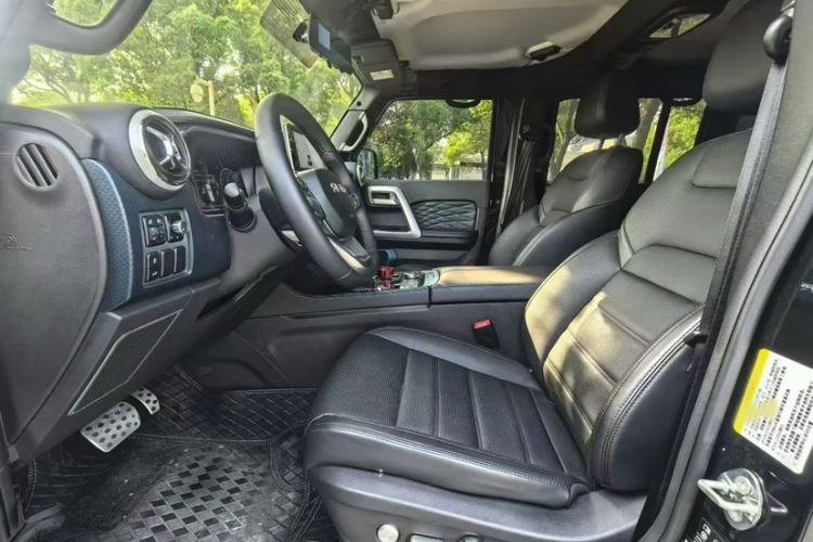 Used BAIC Off-Road BJ40 2024 2.0T Urban Hunter Honor Edition Interior 3