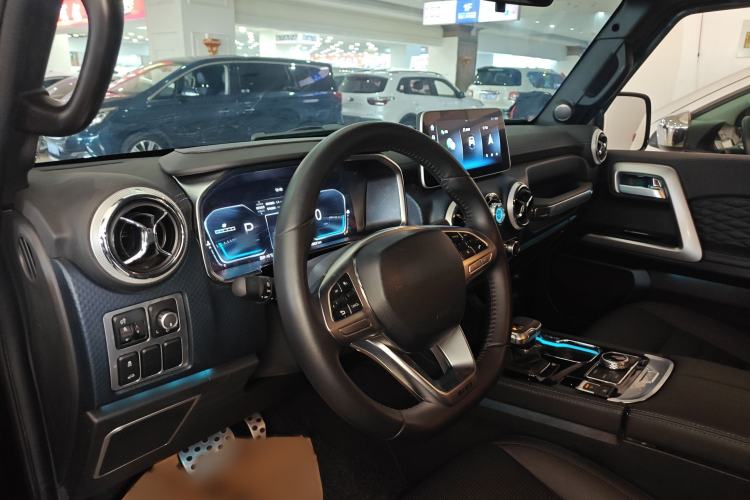 Used BAIC Off-Road BJ40 2024 2.0T Urban Hunter Honor Edition Interior 3