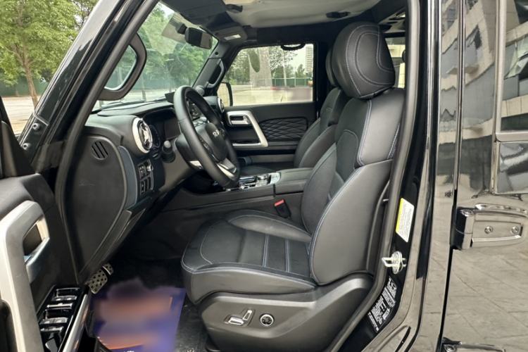 Used BAIC Off-Road BJ40 2024 2.0T Urban Hunter Honor Edition Interior 4